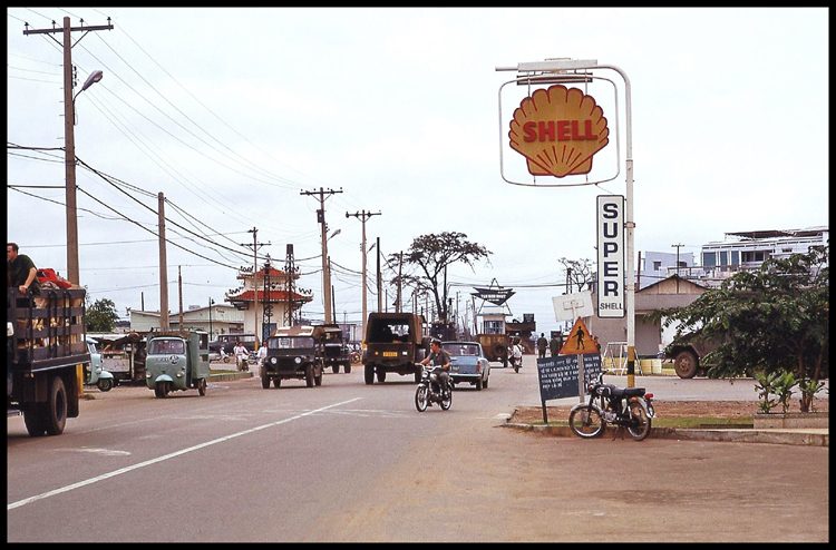 Shell service station